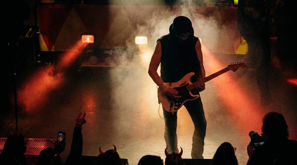 Wreking Crüe live, shot by GSP Studio